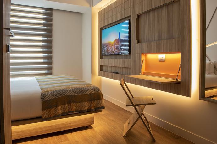 Imagen de la habitación del Hotel Nodo - Primer hotel explorador urbano. Foto 10