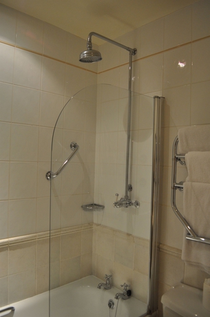 Imagen de la habitación del Hotel Noel Arms. Foto 4