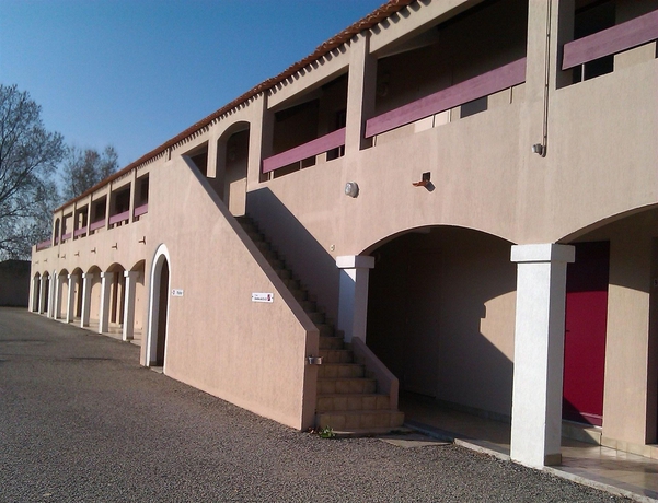 Imagen de los exteriores del Hotel Noemys Aigues-mortes. Foto 7