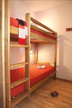 Imagen de la habitación del Hotel Noemys Le Pra Palier. Foto 8