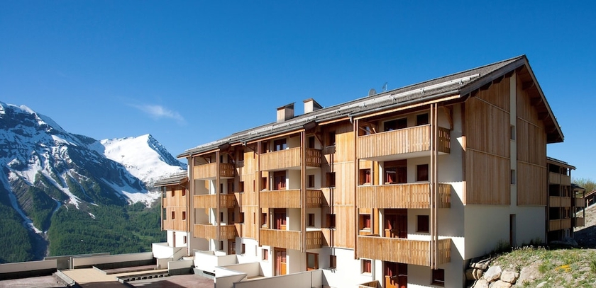 Imagen general del Hotel Noemys Le Pra Palier. Foto 6