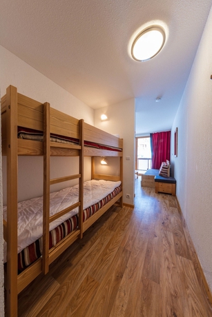 Imagen de la habitación del Hotel Noemys Les Balcons de Bois M&eacute;an. Foto 4