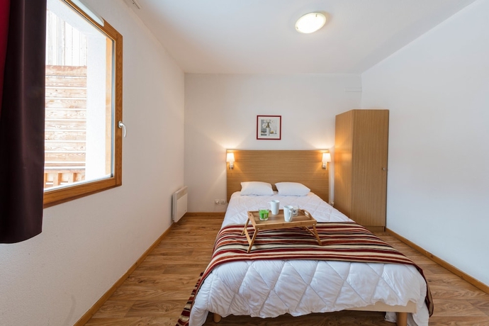Imagen de la habitación del Hotel Noemys Les Balcons de Bois M&eacute;an. Foto 12