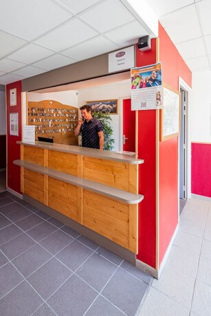 Imagen general del Hotel Noemys Les Chalets De Bois M&eacute;an. Foto 6