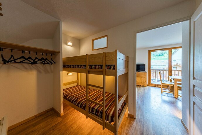 Imagen de la habitación del Hotel Noemys Les Chalets De Bois M&eacute;an. Foto 17