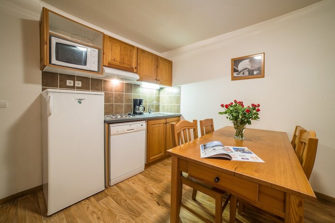 Imagen general del Hotel Noemys Les Chalets du Hameau des Aiguilles. Foto 3