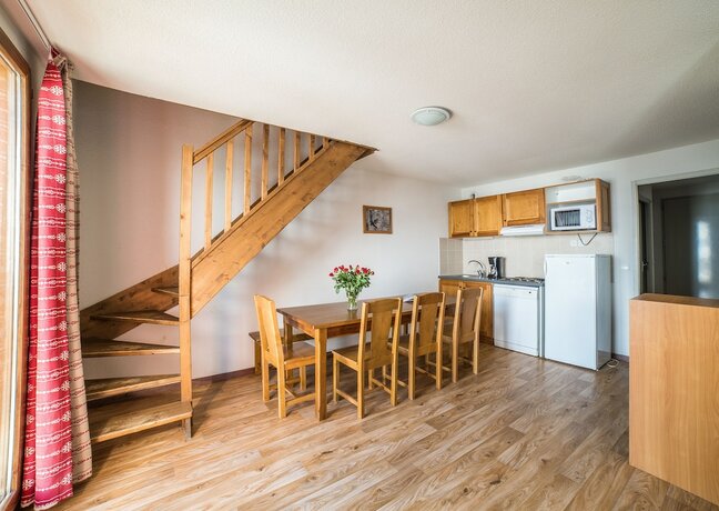 Imagen general del Hotel Noemys Les Chalets du Hameau des Aiguilles. Foto 6