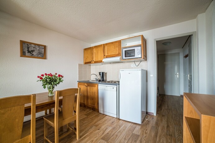 Imagen general del Hotel Noemys Les Chalets du Hameau des Aiguilles. Foto 11