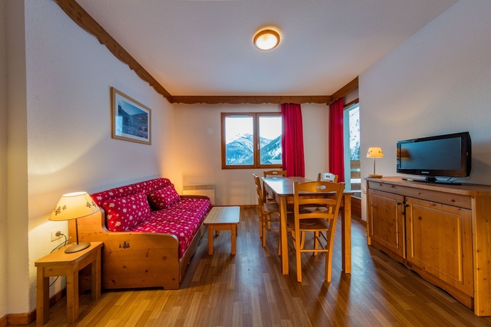 Imagen de la habitación del Hotel Noemys Les Granges D'arvieux. Foto 2