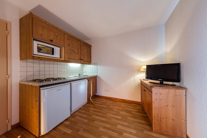 Imagen de la habitación del Hotel Noemys Les Granges D'arvieux. Foto 11