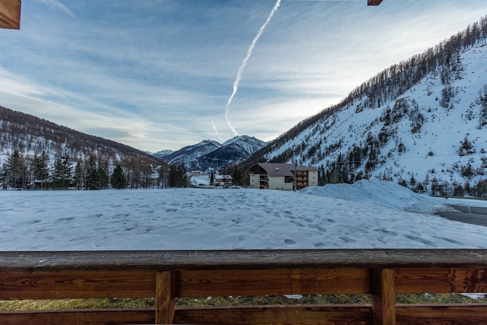Imagen de la habitación del Hotel Noemys Les Granges D'arvieux. Foto 13