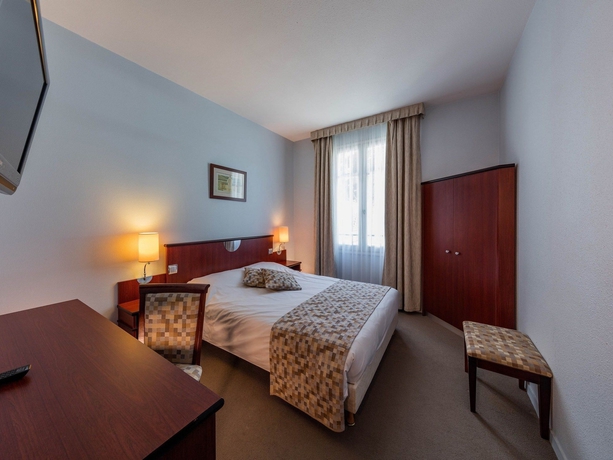 Imagen de la habitación del Hotel Noemys Néris Montluçon. Foto 6