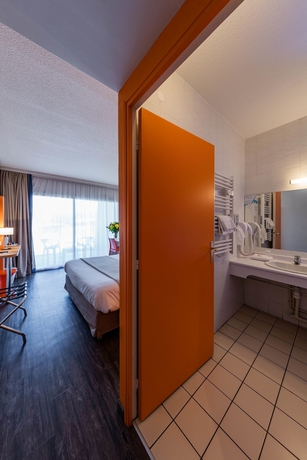 Imagen de la habitación del Hotel Noemys Toulon La Valette. Foto 4