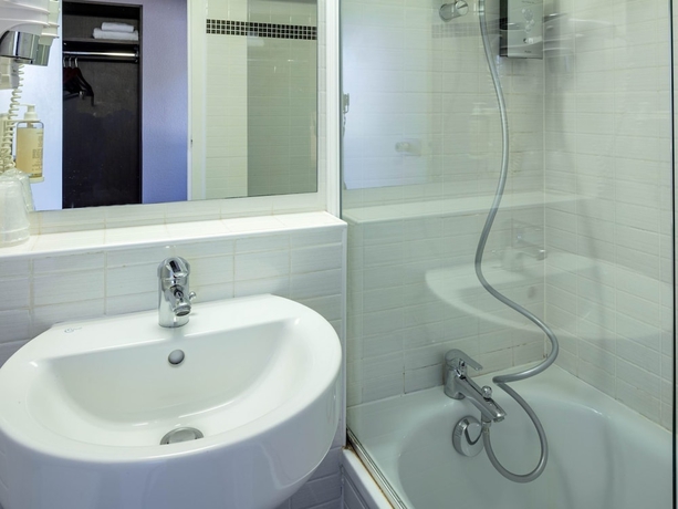 Imagen de la habitación del Hotel Noemys Valence Nord. Foto 18