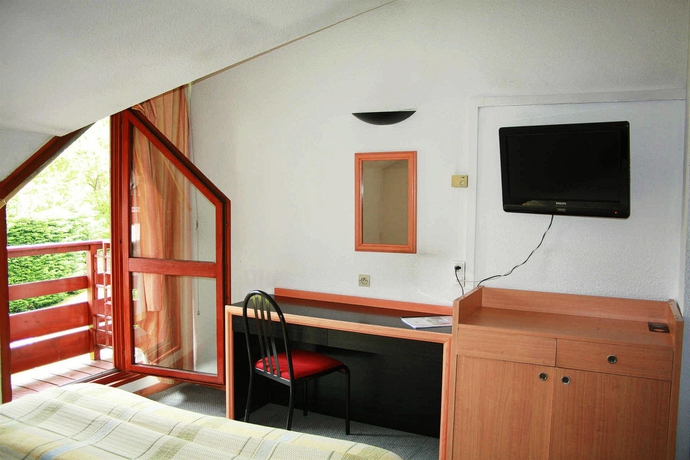 Imagen de la habitación del Hotel Noemys Viviers Du Lac. Foto 4