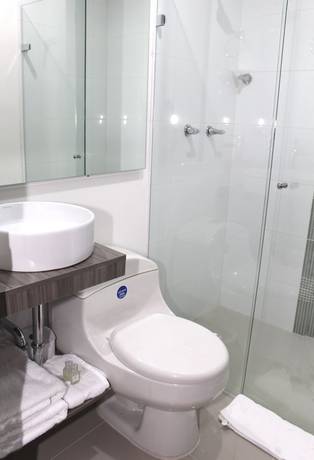 Imagen de la habitación del Hotel Nogal. Foto 10