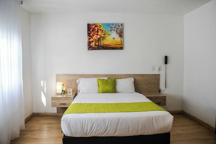 Imagen de la habitación del Hotel Nogal Suite. Foto 12