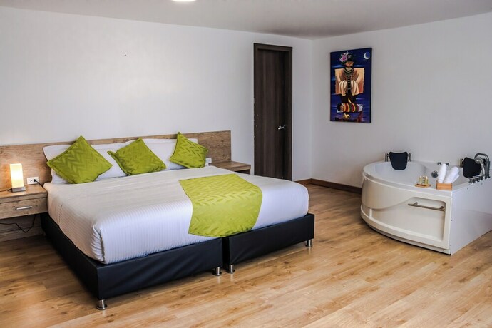 Imagen de la habitación del Hotel Nogal Suite. Foto 19