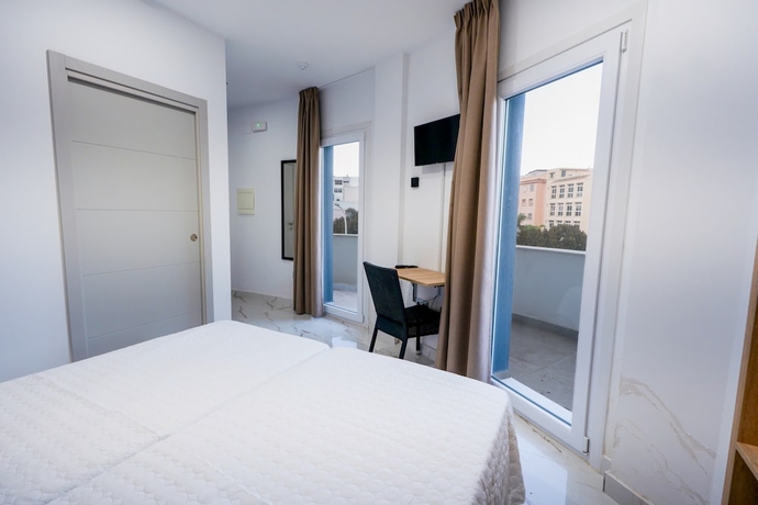 Imagen de la habitación del Hotel Nogalera. Foto 16
