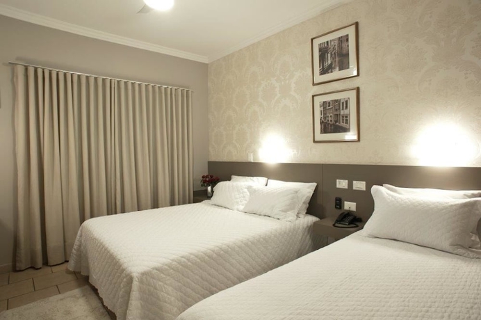 Imagen de la habitación del Hotel Nohotel Nova Odessa. Foto 8