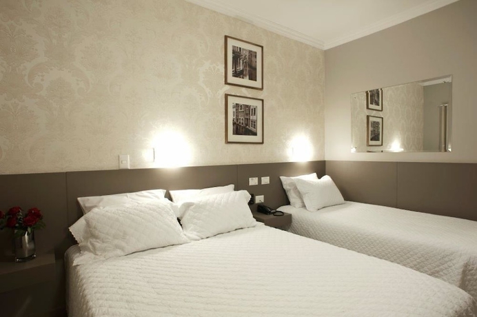 Imagen de la habitación del Hotel Nohotel Nova Odessa. Foto 9