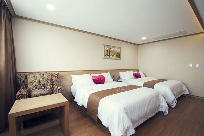 Imagen del bar/restaurante del Hotel Nohyung. Foto 2