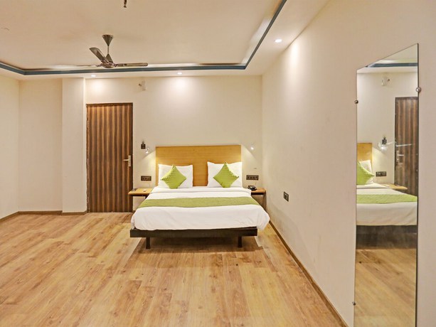 Imagen de la habitación del Hotel Noida Grand Sec 58 By F9s. Foto 4