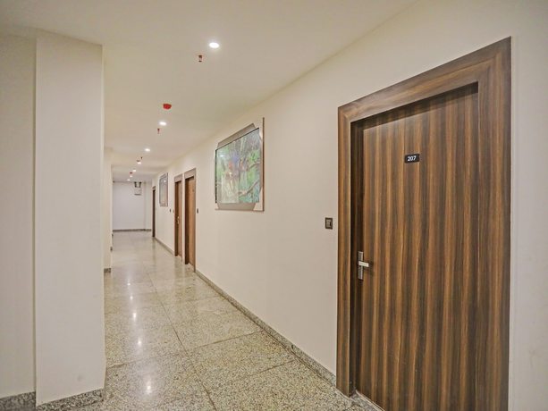 Imagen de los interiores del Hotel Noida Grand Sec 58 By F9s. Foto 19