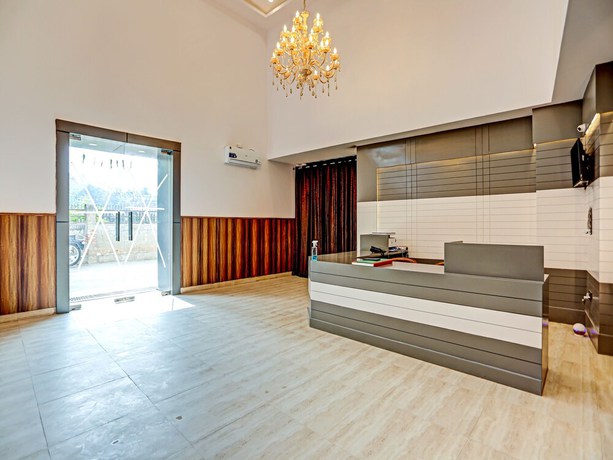 Imagen de los interiores del Hotel Noida Grand Sec 58 By F9s. Foto 20