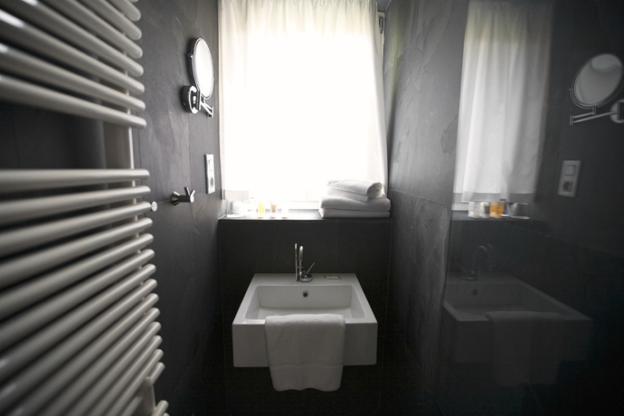 Imagen de la habitación del Hotel Noir, Praga. Foto 4