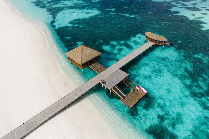 Imagen del bar/restaurante del Hotel Noku Maldives, Vignette Collection. Foto 2