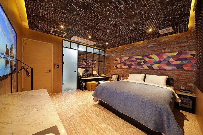 Imagen de la habitación del Hotel Nol. Foto 28