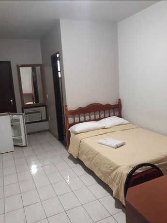 Imagen de la habitación del Hotel Nolasco. Foto 4