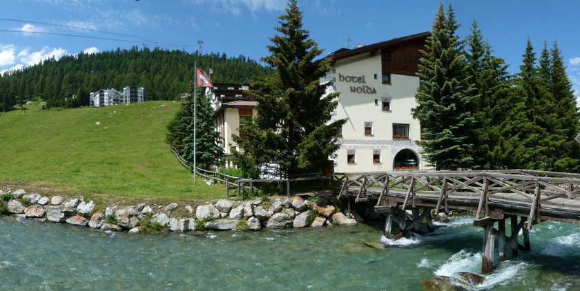 Imagen de los exteriores del Hotel Nolda. Foto 12