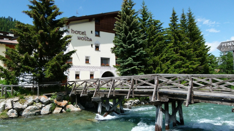 Imagen de los exteriores del Hotel Nolda. Foto 14