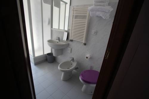 Imagen de la habitación del Hotel Nologo. Foto 16