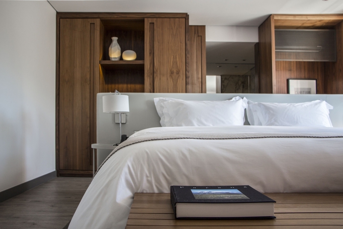 Imagen de la habitación del Hotel Nomaa. Foto 6