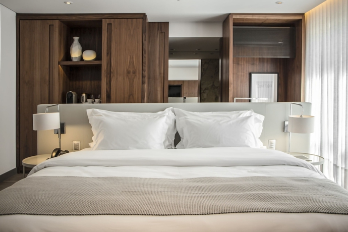 Imagen de la habitación del Hotel Nomaa. Foto 10