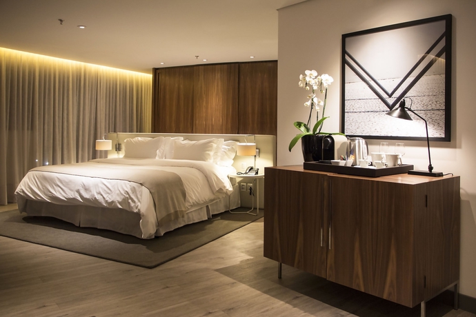 Imagen de la habitación del Hotel Nomaa. Foto 12