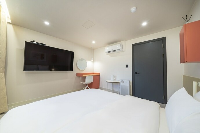 Imagen general del Hotel Nomad AANK Gu-Mi Branch. Foto 9