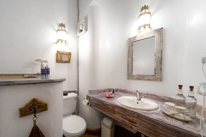 Imagen de la habitación del Hotel Nomad Beach Resort. Foto 8