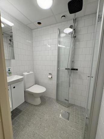 Imagen de la habitación del Hotel Nomad City. Foto 15