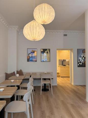 Imagen de la habitación del Hotel Nomad City. Foto 18