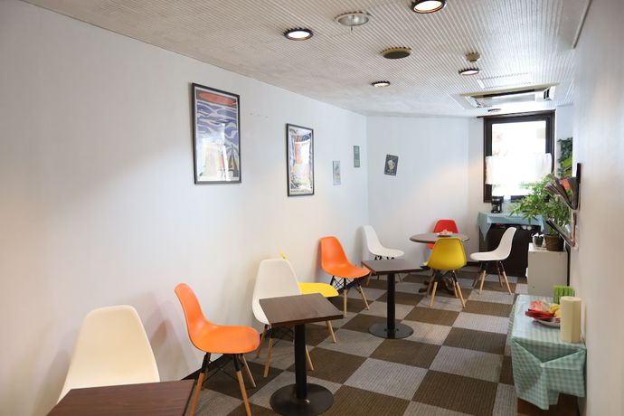 Imagen de los interiores del Hotel Nomad Hitachi. Foto 5