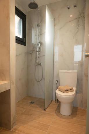 Imagen de la habitación del Hotel Nomad Paralia. Foto 20