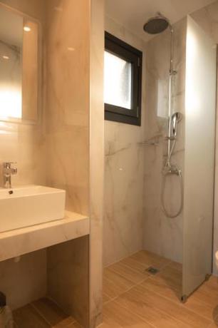 Imagen general del Hotel Nomad Paralia. Foto 13
