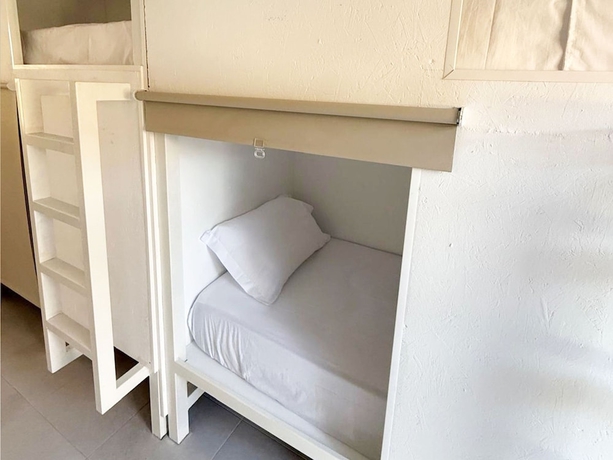 Imagen de la habitación del Hotel Nomada Hostel El Palmar de Vejer. Foto 3