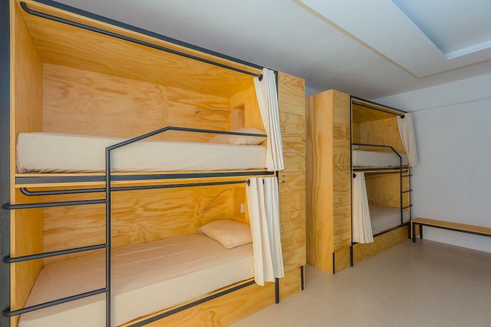 Imagen de la habitación del Hotel Nomads, Hostel and Rooftop Pool. Foto 14