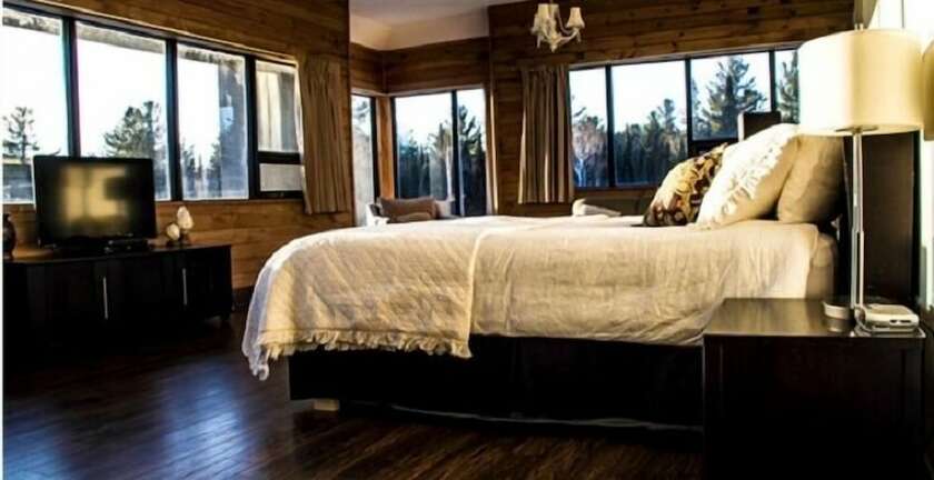 Imagen de la habitación del Hotel Nomi Resort. Foto 13