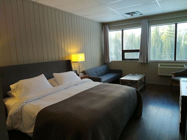 Imagen de la habitación del Hotel Nomi Resort. Foto 18